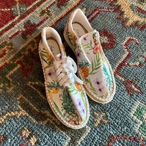NWOT free people floral sneakers